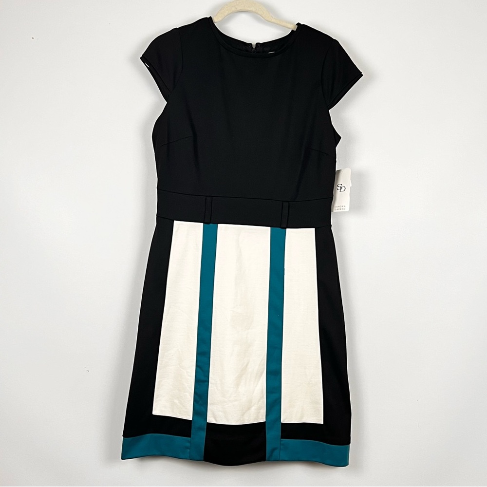 Sandra Darren Knee Length NWT 12 Black and White Dress with Teal Accents